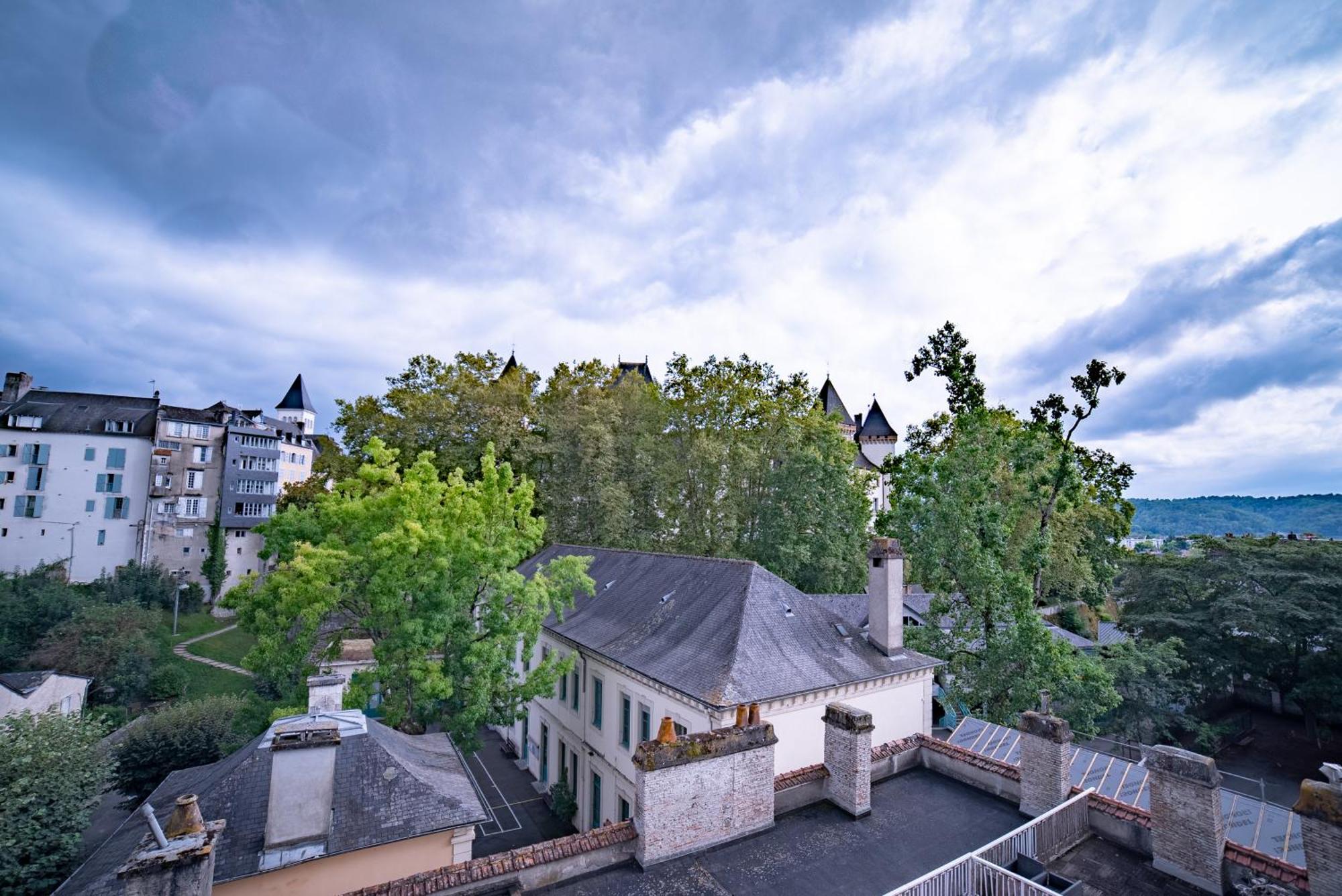 La Vue Royale - Face Au Chateau - Wifi - 4 Personnes Pau Eksteriør billede